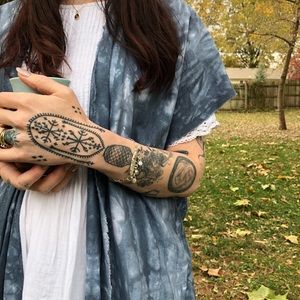 Hand-dyed shibori Indigo linen haori style wrap